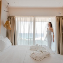 colonides-deluxe-room-sea-view-07
