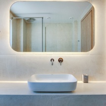 colonides-deluxe-room-02